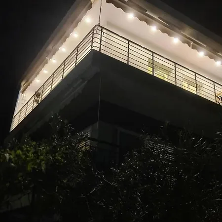 Bellevue Luxury Apartament Paralia Dionysiou